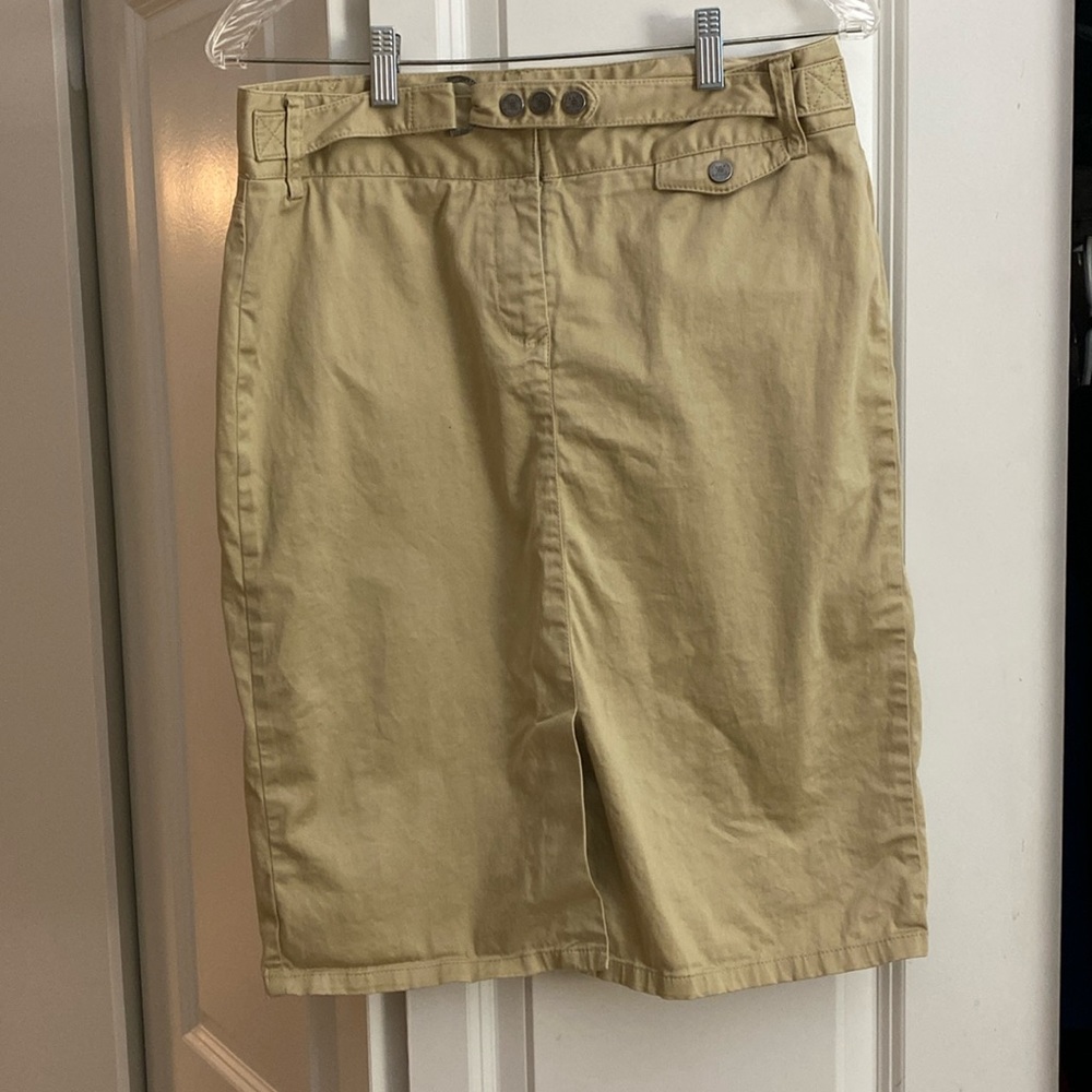 Tommy Hilfiger skirt with built in belt